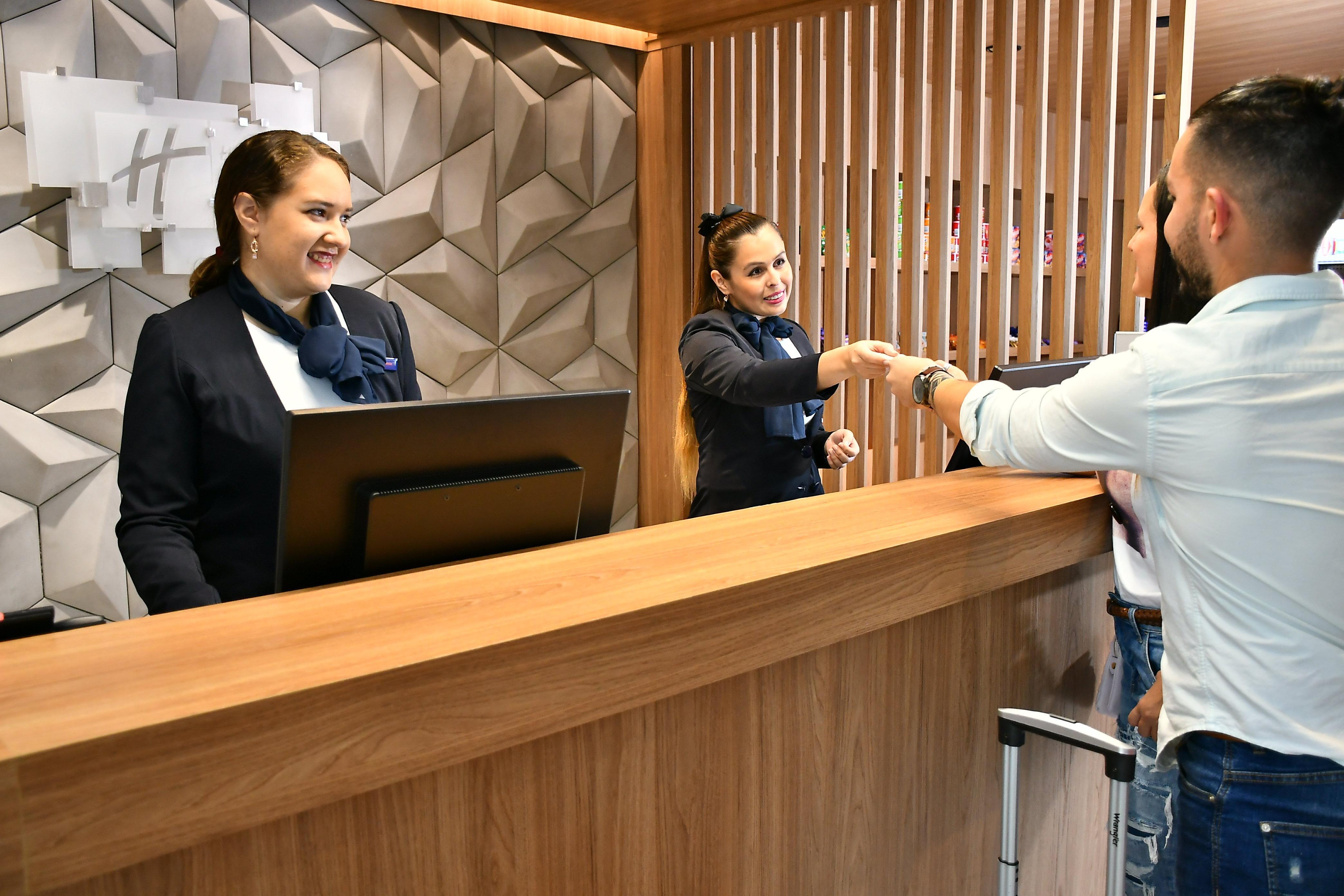 Holiday Inn Express Asuncion Aviadores By Ihg Luaran gambar